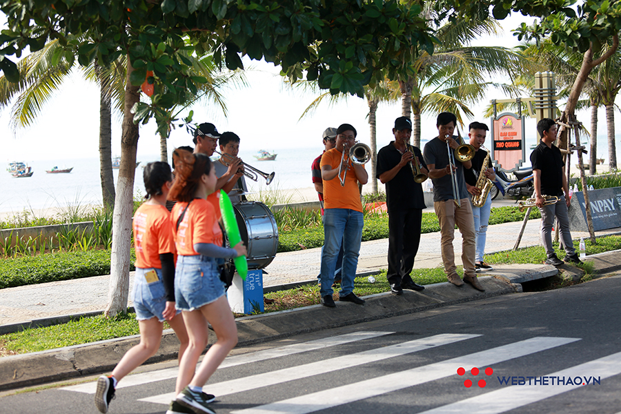 Những người hùng thầm lặng tạo nên sự thành công của Manulife Danang International Marathon Những người hùng thầm lặng tạo nên sự thành công của Manulife Danang International Marathon